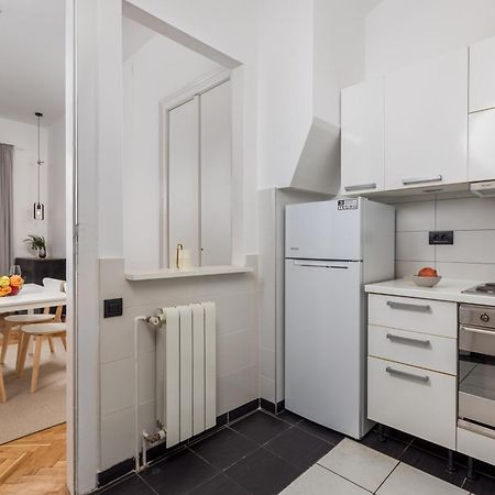 Apartments & Rooms One World غييكا المظهر الخارجي الصورة
